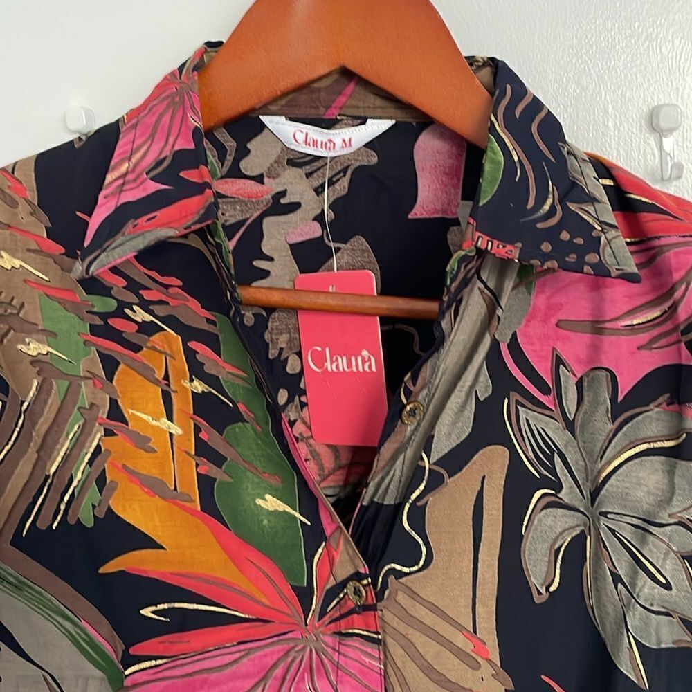 Woman’s size M co-ord set, shirt and pants set - Picture 3 of 10